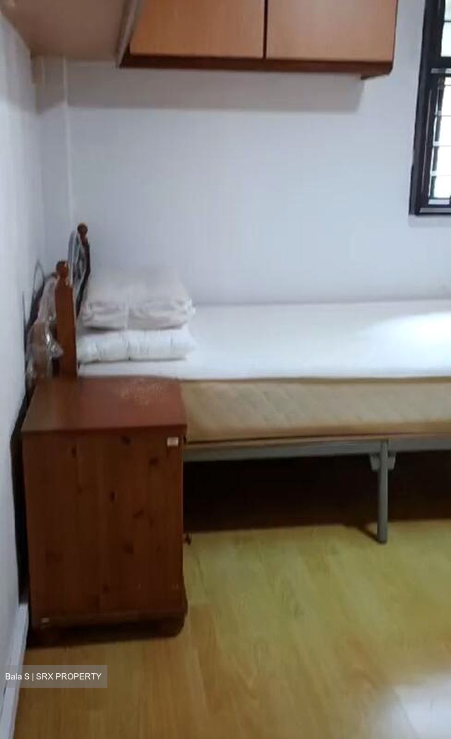 Blk 20 Dover Ville (Queenstown), HDB 3 Rooms #564736251